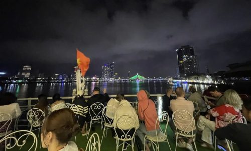 NGẮM CẦU SÔNG HÀN, CẦU RỒNG TRÊN DU THUYỀN SÔNG HÀN, THUYỀN RỒNG